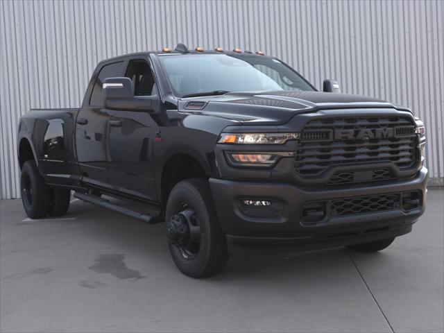 2026 RAM Ram 3500 RAM 3500 TRADESMAN CREW CAB 4X4 8 BOX