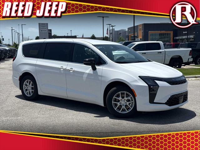 2027 Chrysler Pacifica Select for sale in Overland Park, KS
