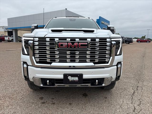 2025 GMC Sierra 2500HD 4WD Crew Cab Standard Bed Denali