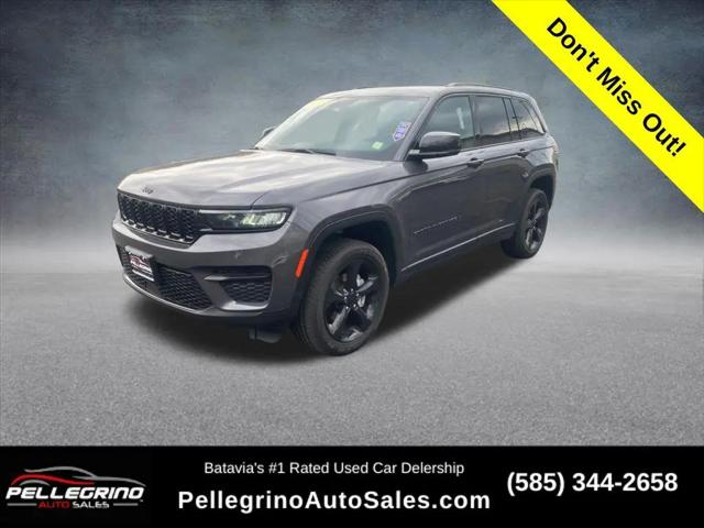 2024 Jeep Grand Cherokee Altitude 4x4 for sale in Batavia, NY
