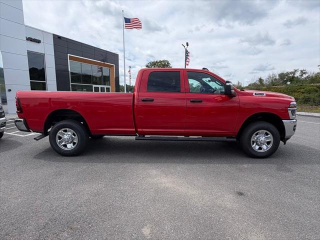 2026 RAM Ram 3500 RAM 3500 TRADESMAN CREW CAB 4X4 8 BOX