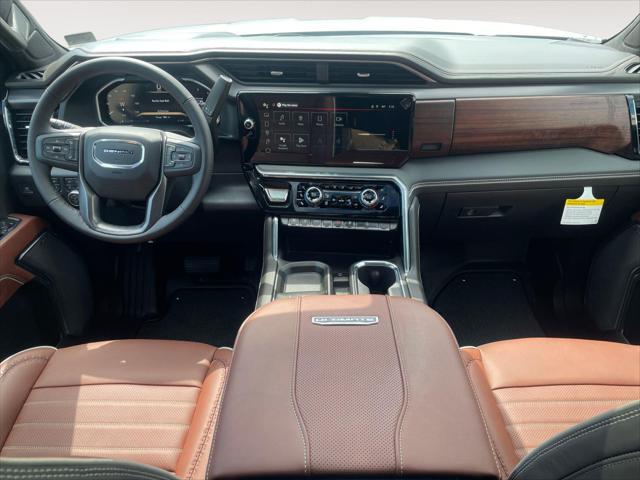 2026 GMC Sierra 2500HD Crew Cab, Standard Bed, Denali Ultimate, 4WD