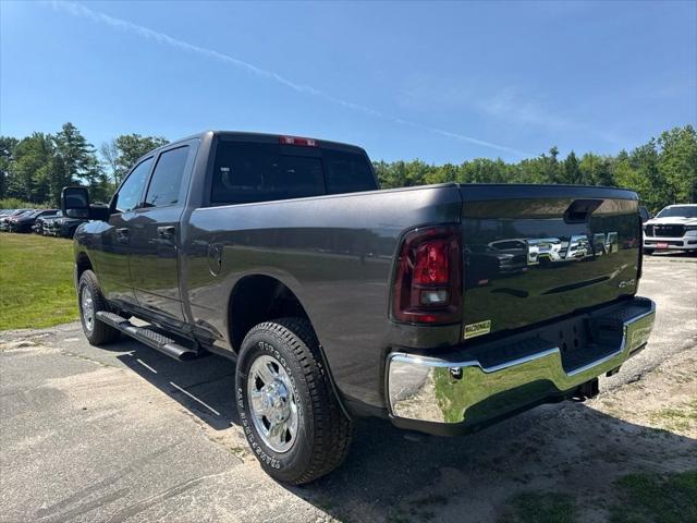 2026 RAM Ram 3500 RAM 3500 TRADESMAN CREW CAB 4X4 64 BOX