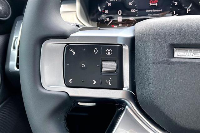 2025 Land Rover Discovery P300 Dynamic SE