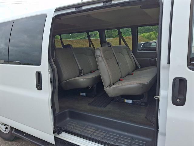 2019 Chevrolet Express LT