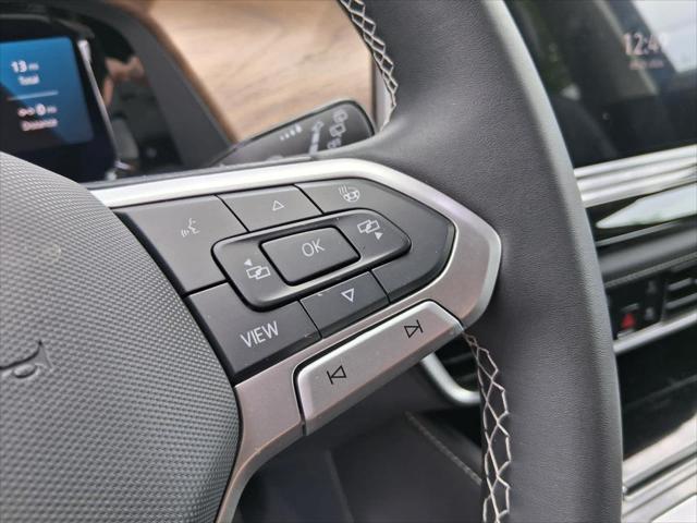 2026 Volkswagen Atlas SE with Technology