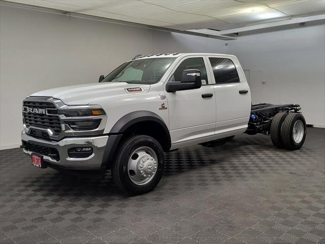 2026 RAM 5500 Chassis RAM 5500 TRADESMAN CHASSIS CREW CAB 4X4 60 CA