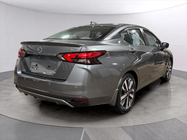 2021 Nissan Versa SR Xtronic CVT