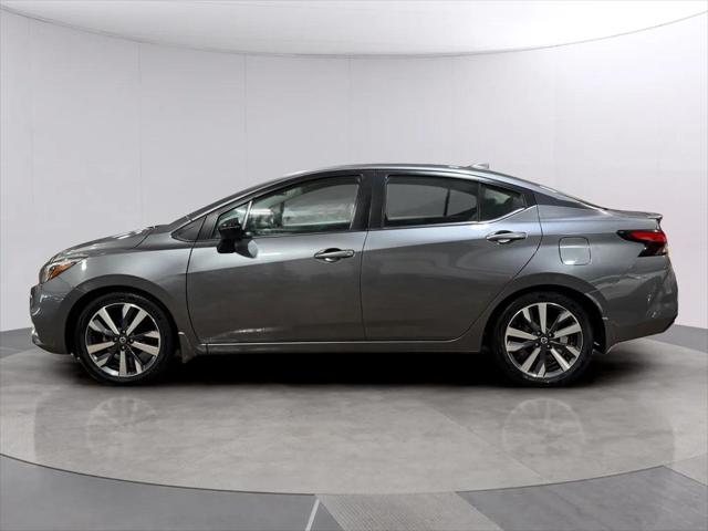 2021 Nissan Versa SR Xtronic CVT