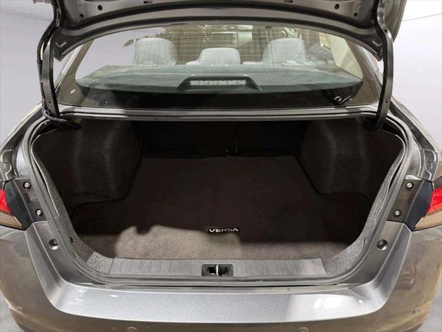 2021 Nissan Versa SR Xtronic CVT