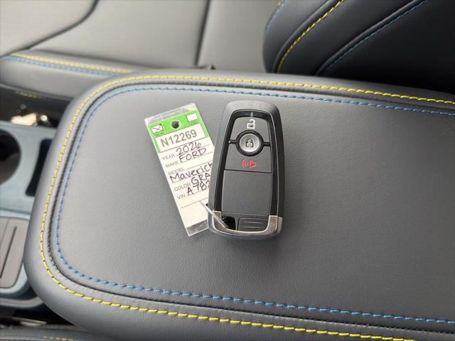 2026 Ford Maverick Lobo Standard