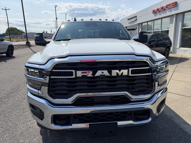 2026 RAM Ram 3500 RAM 3500 TRADESMAN CREW CAB 4X4 8 BOX 2026 RAM Ram 3500 RAM 3500 TRADESMAN CREW CAB 4X4 8 BOX