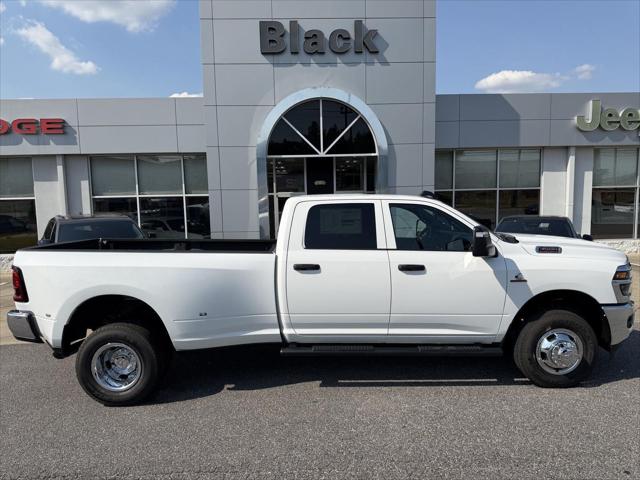 2026 RAM Ram 3500 RAM 3500 TRADESMAN CREW CAB 4X4 8 BOX 2026 RAM Ram 3500 RAM 3500 TRADESMAN CREW CAB 4X4 8 BOX
