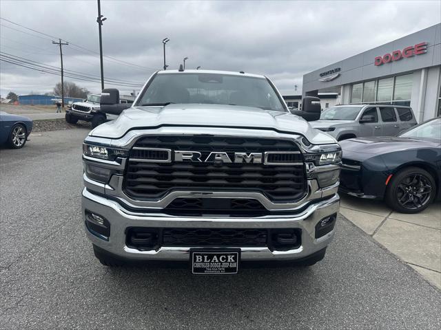 2026 RAM 2500 RAM 2500 TRADESMAN CREW CAB 4X4 8 BOX