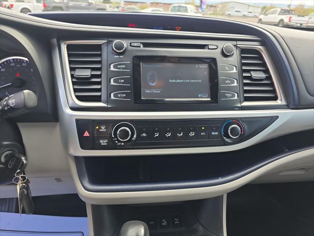 2019 Toyota Highlander LE