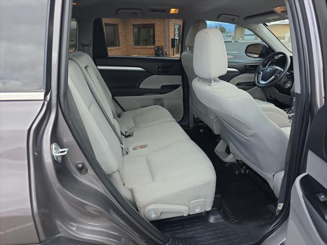 2019 Toyota Highlander LE