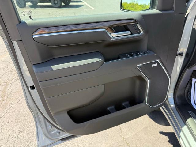 2026 Chevrolet Silverado 1500 4WD Crew Cab Short Bed LT Trail Boss