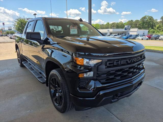 2026 Chevrolet Silverado 1500 4WD Crew Cab Short Bed Custom