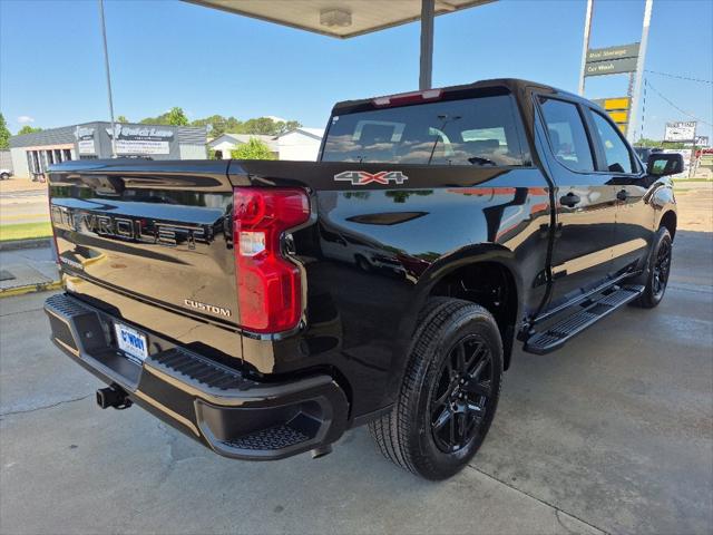 2026 Chevrolet Silverado 1500 4WD Crew Cab Short Bed Custom