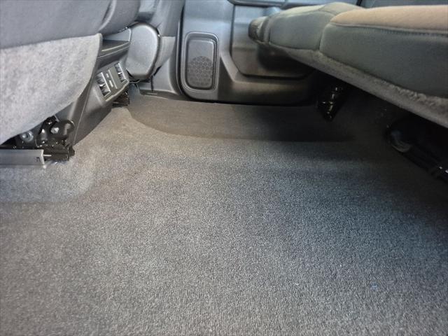 2026 Chevrolet Silverado 1500 4WD Crew Cab Short Bed Custom