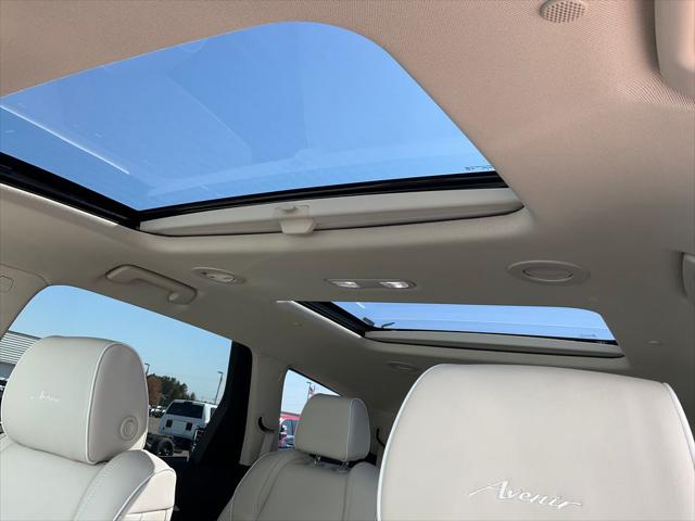 2023 Buick Enclave Avenir AWD