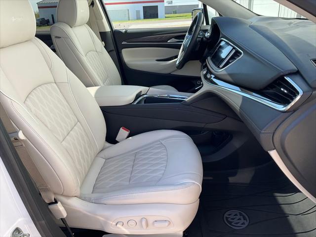 2023 Buick Enclave Avenir AWD