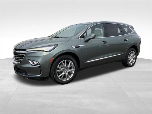 2023 Buick Enclave Essence AWD