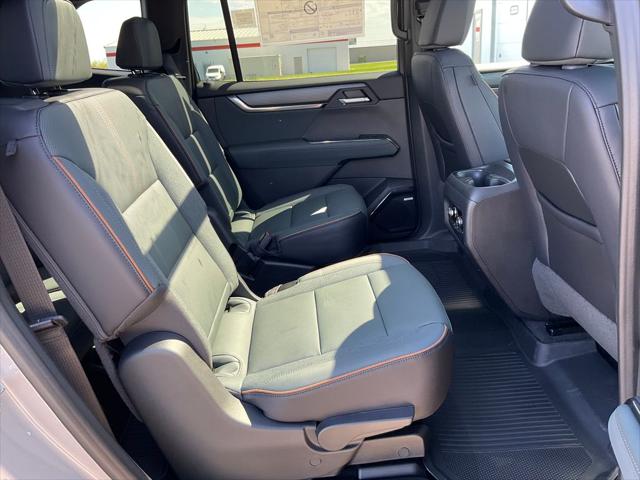 2026 GMC Acadia AT4 AWD