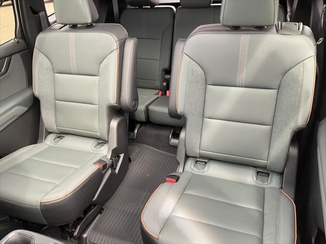 2026 GMC Acadia AT4 AWD