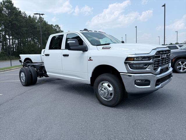 2026 RAM 3500 Chassis RAM 3500 TRADESMAN CREW CAB CHASSIS 4X4 60 CA