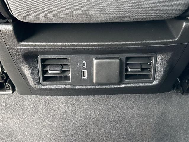 2024 Chevrolet Silverado 1500 4WD Crew Cab Short Bed LT with 2FL