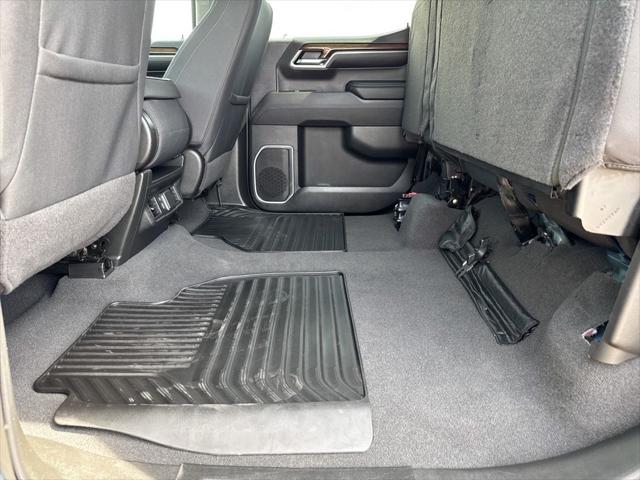 2024 Chevrolet Silverado 1500 4WD Crew Cab Short Bed LT with 2FL