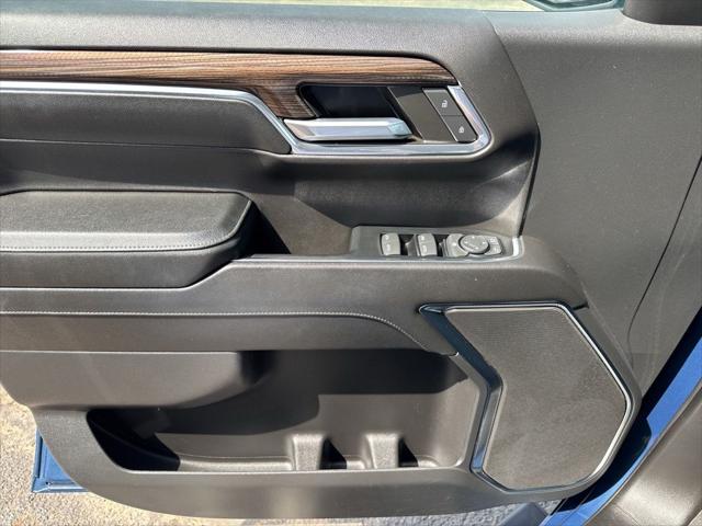 2024 Chevrolet Silverado 1500 4WD Crew Cab Short Bed LT with 2FL