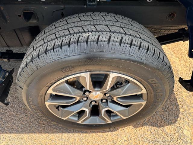 2024 Chevrolet Silverado 1500 4WD Crew Cab Short Bed LT with 2FL