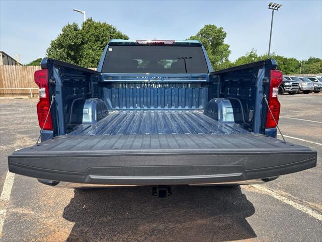 2024 Chevrolet Silverado 1500 4WD Crew Cab Short Bed LT with 2FL