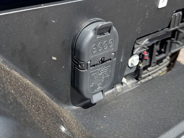 2024 Chevrolet Silverado 1500 4WD Crew Cab Short Bed LT with 2FL