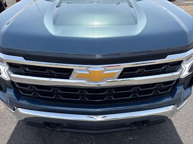 2024 Chevrolet Silverado 1500 4WD Crew Cab Short Bed LT with 2FL
