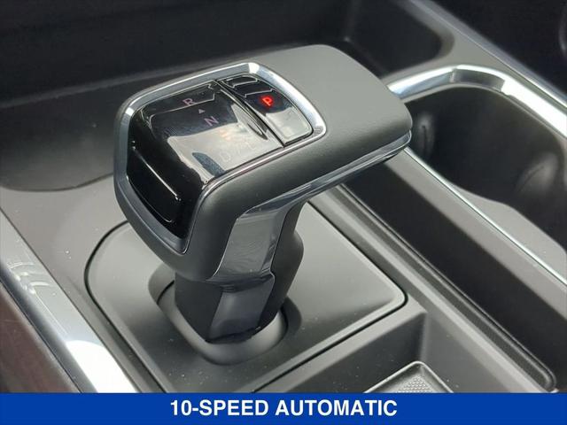 2026 GMC Sierra 1500 Crew Cab, Short Bed, SLT, 4WD
