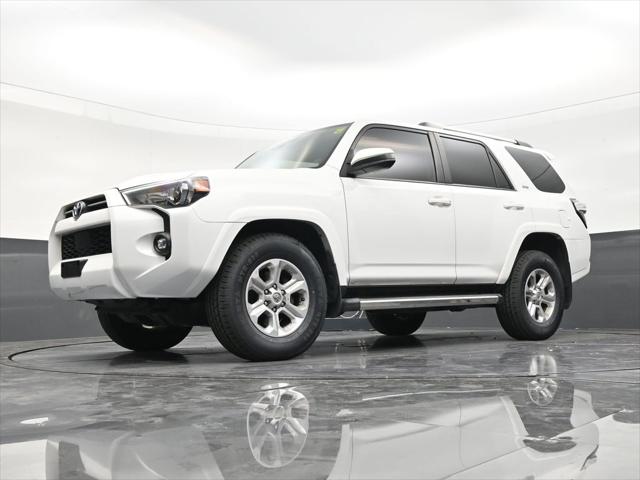 2022 Toyota 4Runner SR5