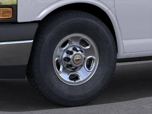 2026 Chevrolet Express Cargo Van 2500 Regular Wheelbase, WT, RWD