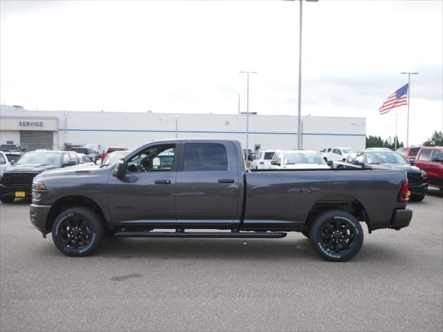 2026 RAM 3500 RAM 3500 BIG HORN CREW CAB 4X4 8 BOX