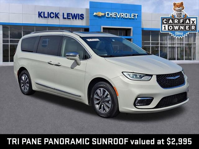 2021 Chrysler Pacifica Hybrid Limited for sale in Palmyra, PA