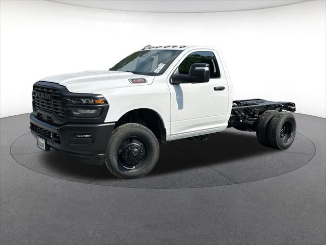 2026 RAM 3500 Chassis RAM 3500 TRADESMAN CHASSIS REGULAR CAB 4X4 60 CA
