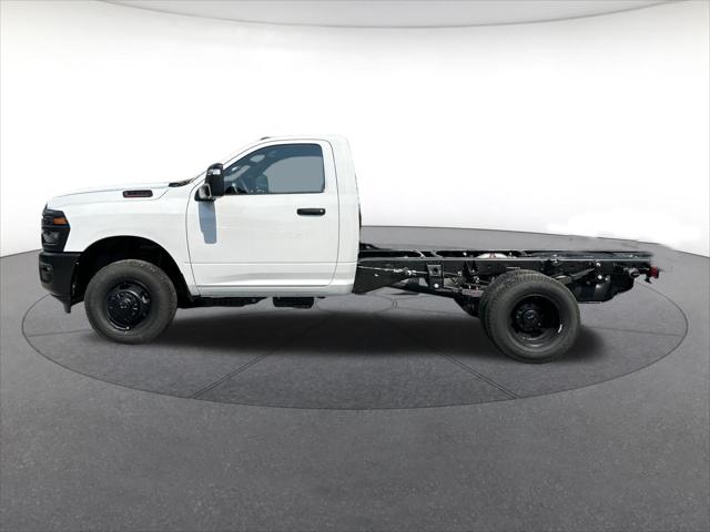 2026 RAM 3500 Chassis RAM 3500 TRADESMAN CHASSIS REGULAR CAB 4X4 60 CA