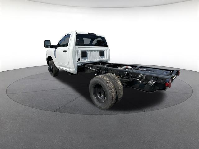 2026 RAM 3500 Chassis RAM 3500 TRADESMAN CHASSIS REGULAR CAB 4X4 60 CA