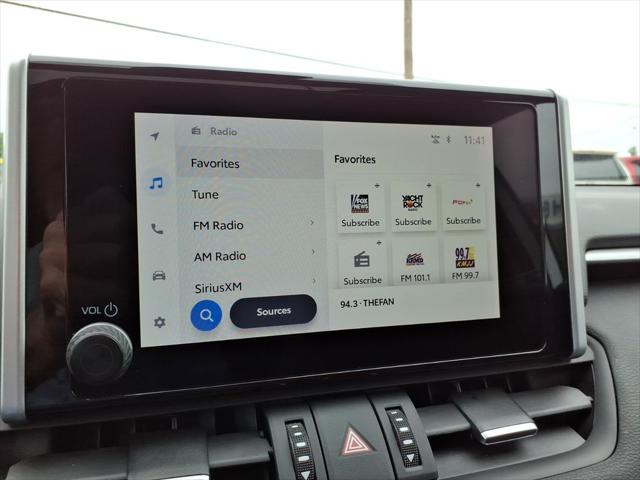 2024 Toyota RAV4 Hybrid XLE Premium
