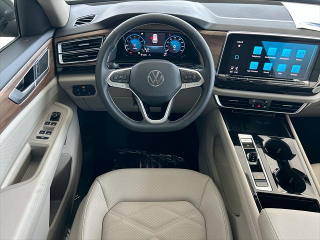 2026 Volkswagen Atlas SE with Technology