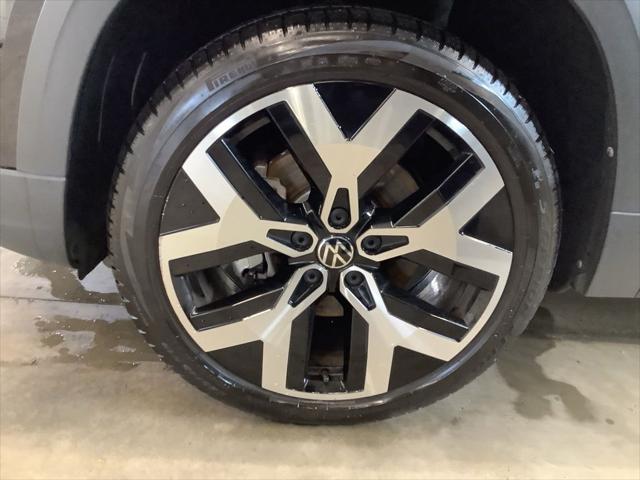 2023 Volkswagen Taos 1.5T SEL