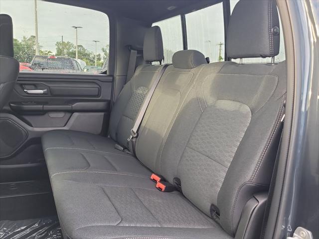 2026 Ram 1500 Express Crew Cab 4x4 5'7" Box