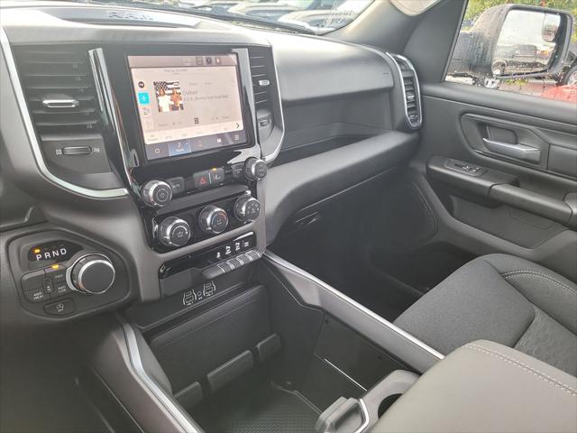 2026 Ram 1500 Express Crew Cab 4x4 5'7" Box